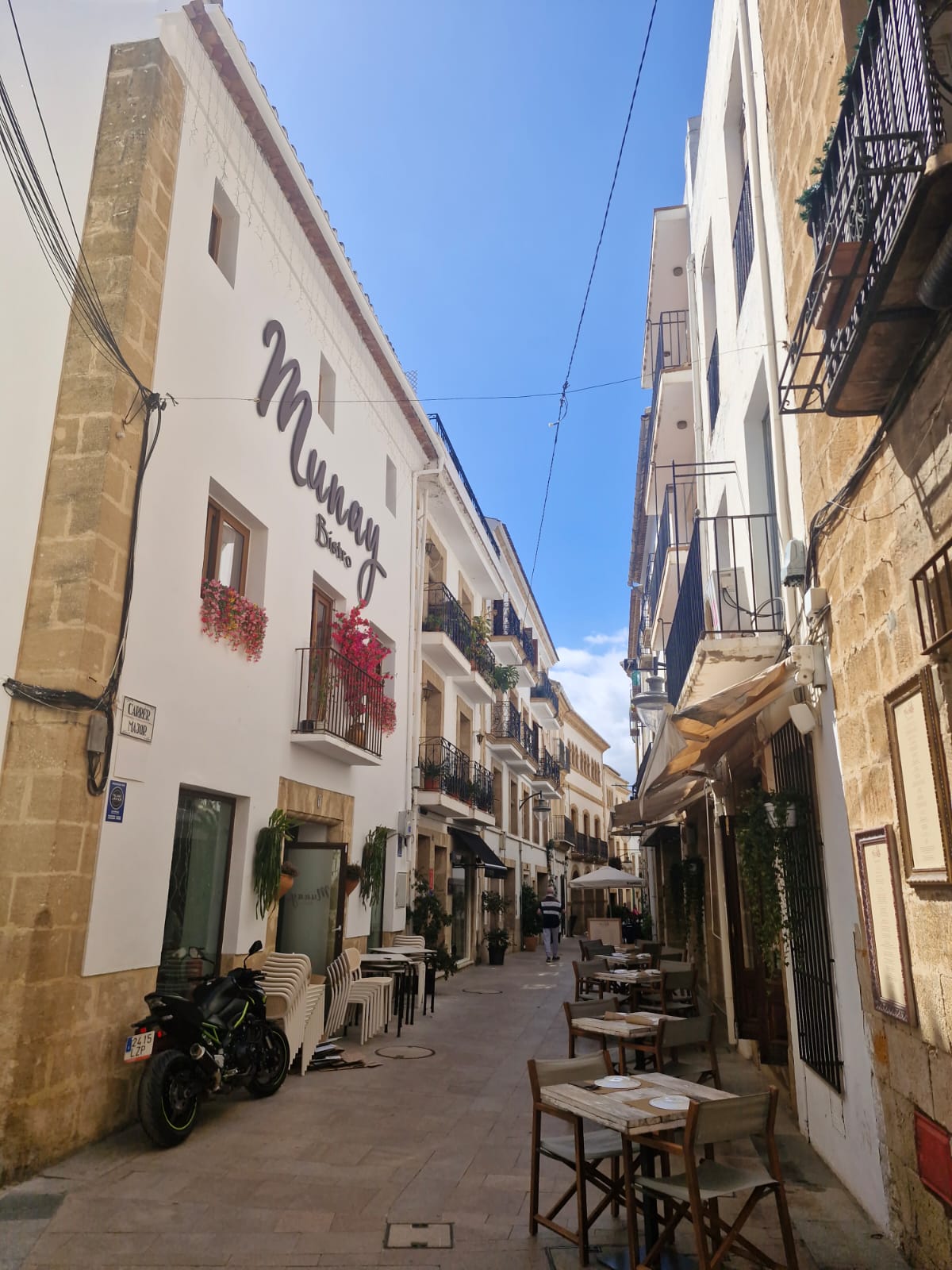 Munay Bistro on Carrer Major