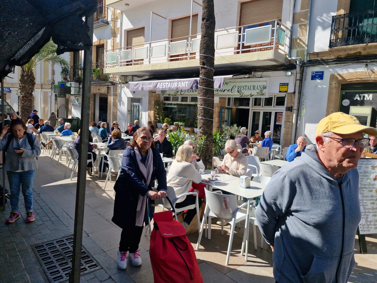 Outdoor terrace restaurant dining