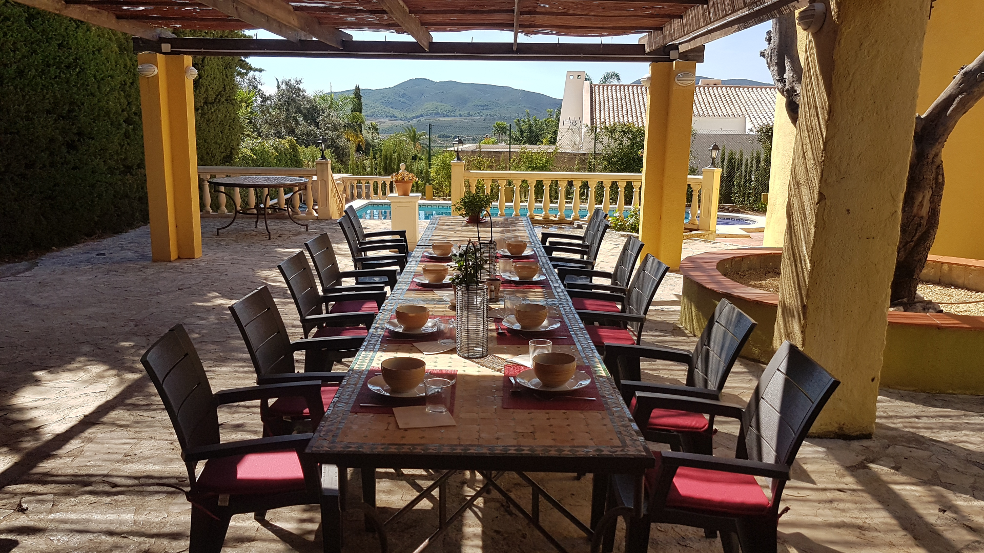 Summer Kitchen & Dining